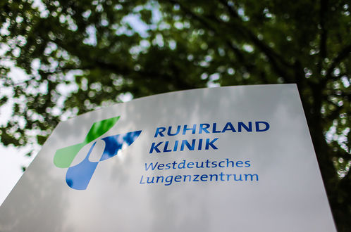 Die Ruhrlandklinik mit dem Westdeutschen Lungenzentrum gehört als Tochterunternehmen der Universitätsmedizin Essen zum WTZ.